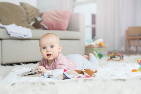 Baby in den ersten drei Lebensmonaten mit Risiko auf Milchschorf